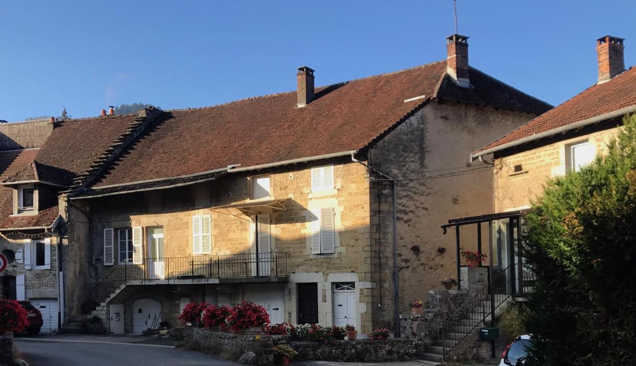 Golf Val De Sorne Vernantois Maison Vigneronne Экстерьер фото